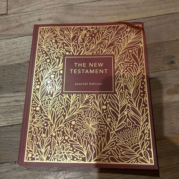 The New Testament scriptures journal new - Picture 1 of 6